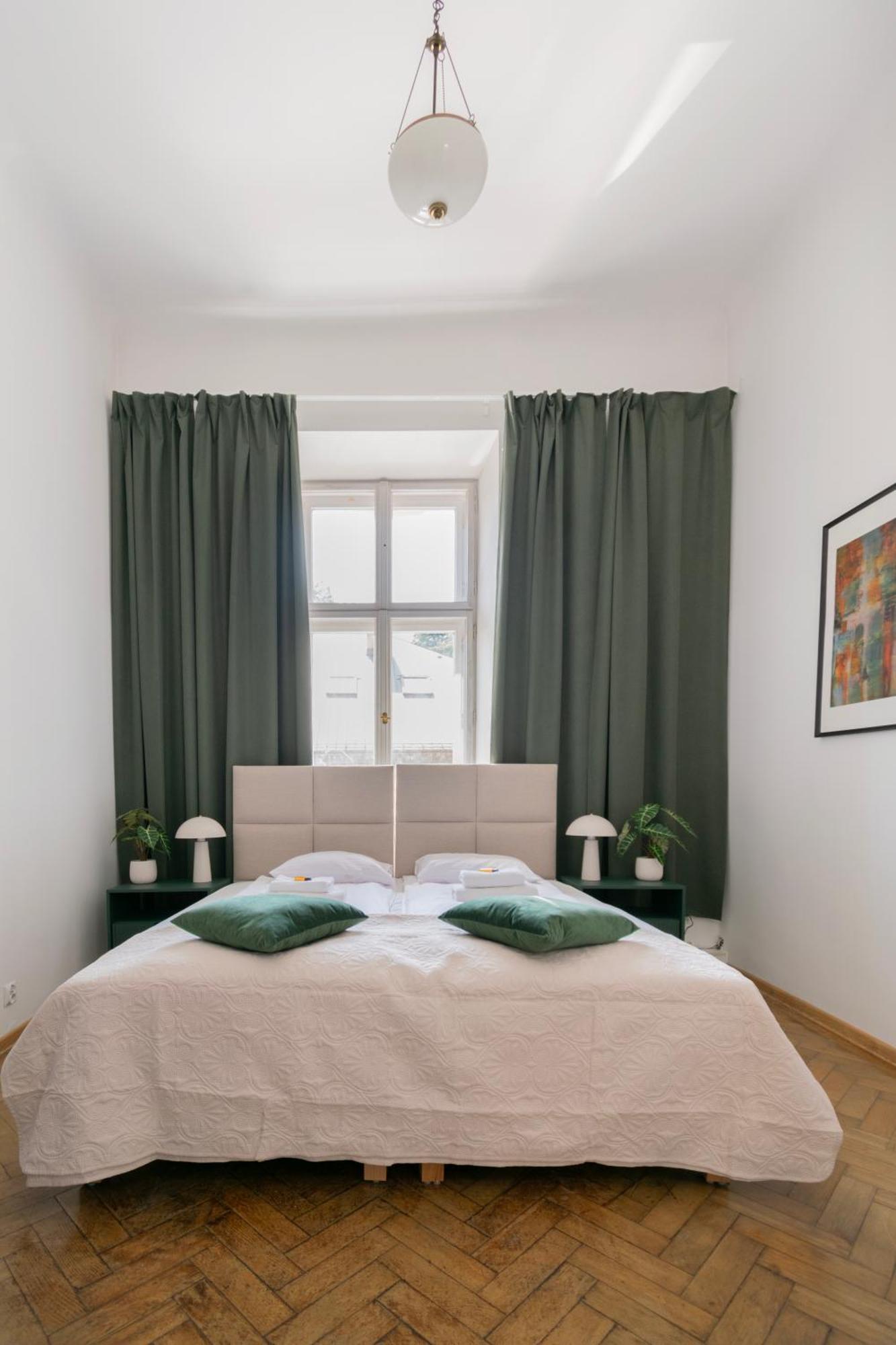 Apartments Studencka Street, Next To Planty Park Cracovie Extérieur photo