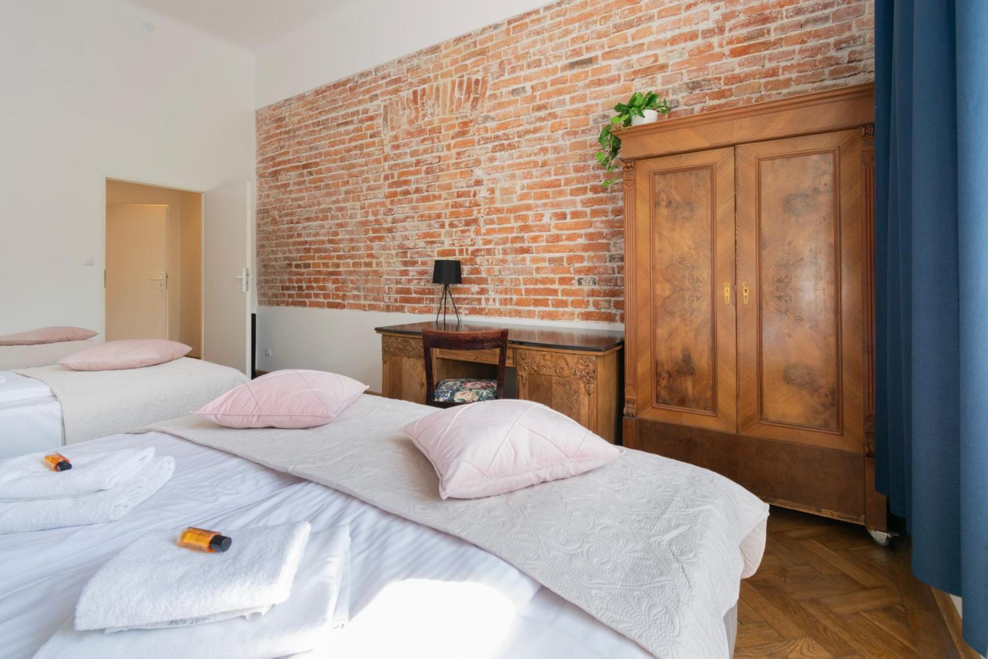 Apartments Studencka Street, Next To Planty Park Cracovie Extérieur photo